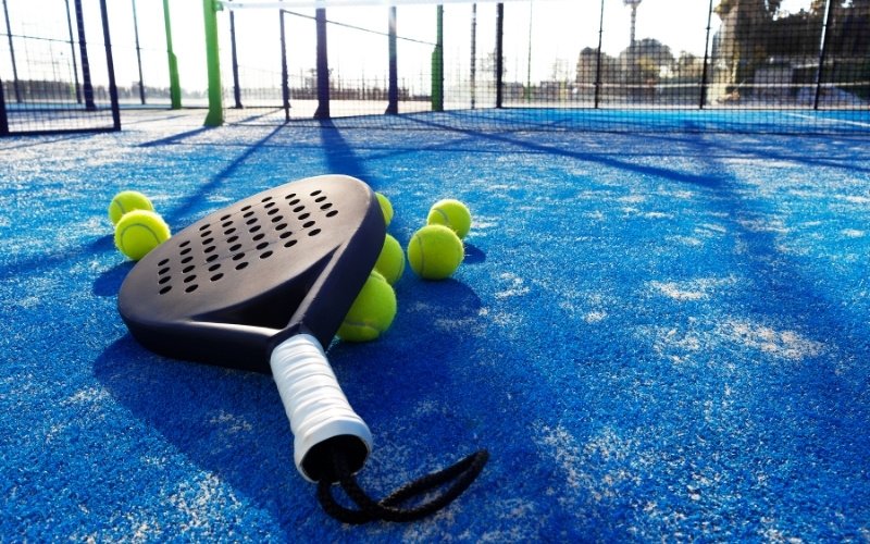 profesyonel padel tenis kortu